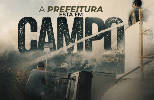 Banner animado mostra dois homens combatendo um incêndio em área de vegetação seca. Um deles está no chão, próximo a um caminhão-pipa, e o outro está na parte superior do veículo, ambos direcionando j