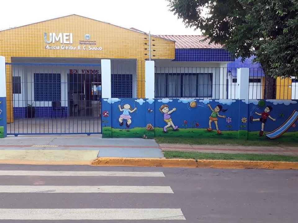 Aulas nas escolas do município começam nesta quarta-feira (12)