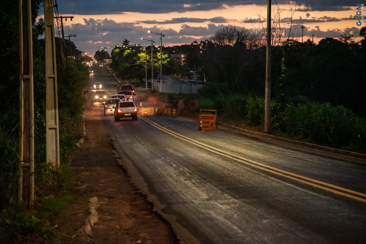Ponte na avenida Bandeirantes está parcialmente interditada