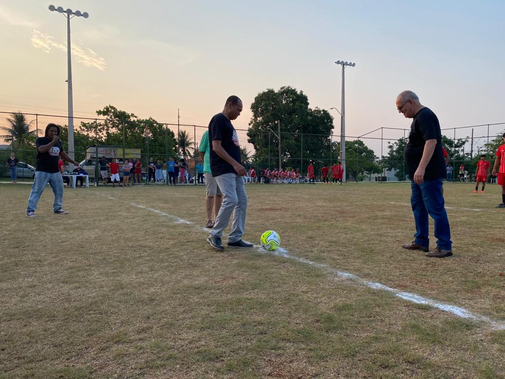 Campeonato de futebol amador teve início no final de semana