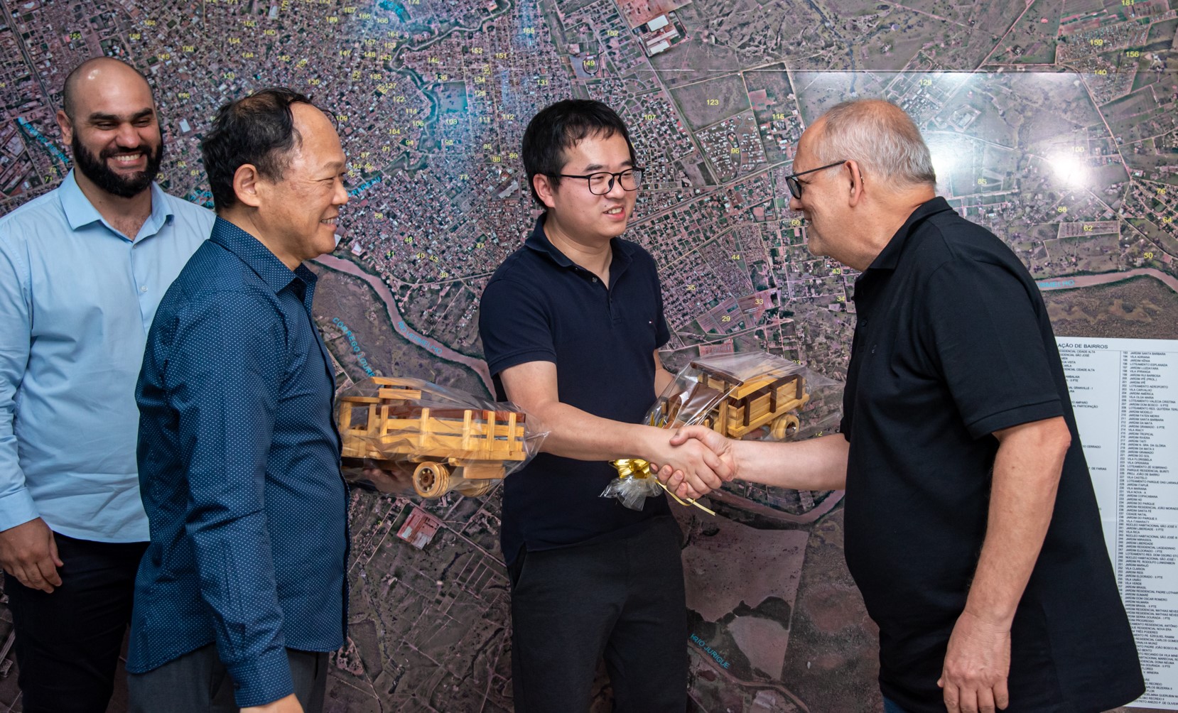 Pátio recebe grupo chinês que quer investir R$ 500 mi em planta de agroquímicos