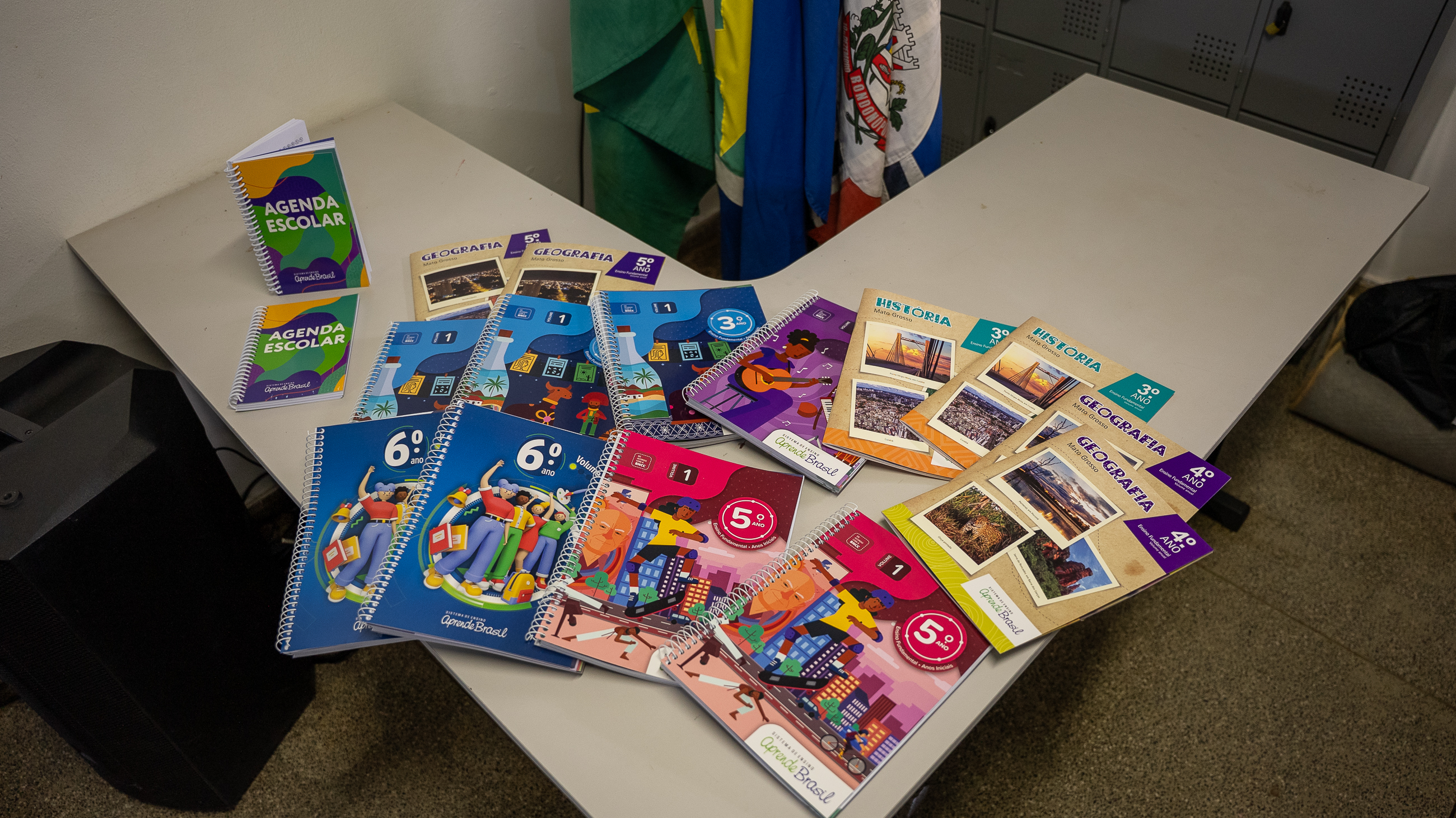 Educação começa entrega de apostilhas para estudantes do 3º ao 6º anos do ensino fundamental