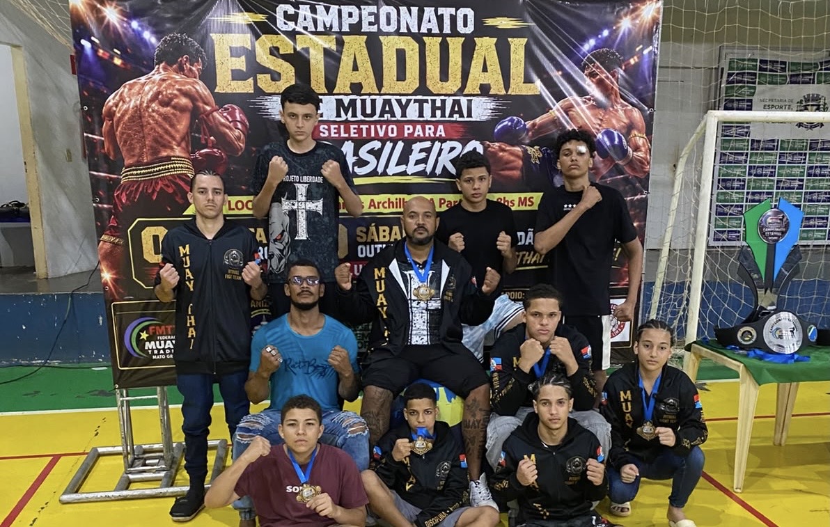 Atletas do Pitbull Team no Campeonato Estadual de Muay Thai