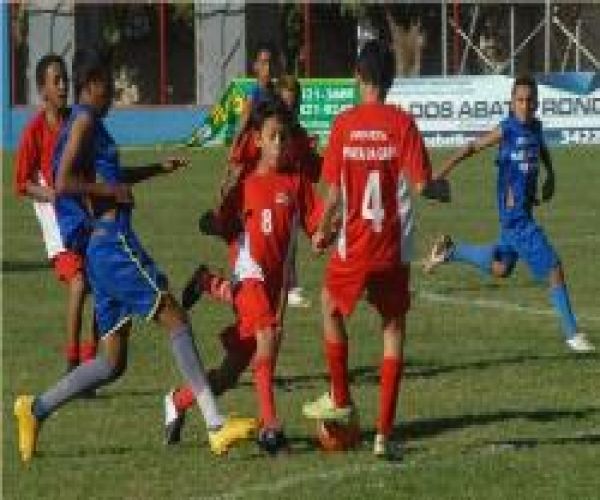 Pátio sanciona lei que beneficia Esporte Amador de Rondonópolis