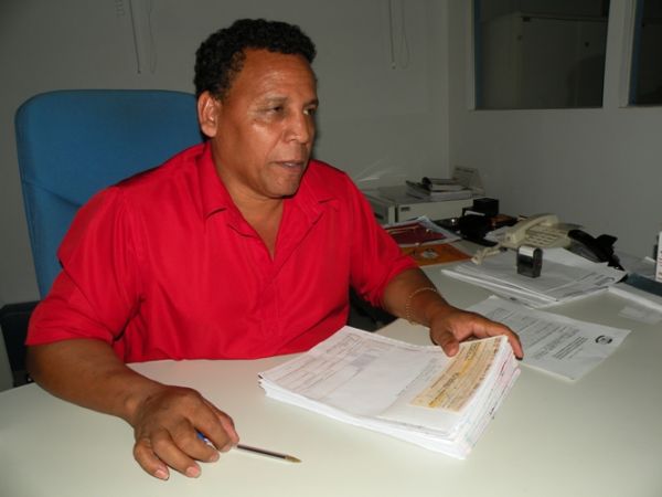 Servidores receberam salário de janeiro nesta quarta-feira (1º)