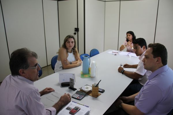 Prefeitura propõe novos salários para os médicos 