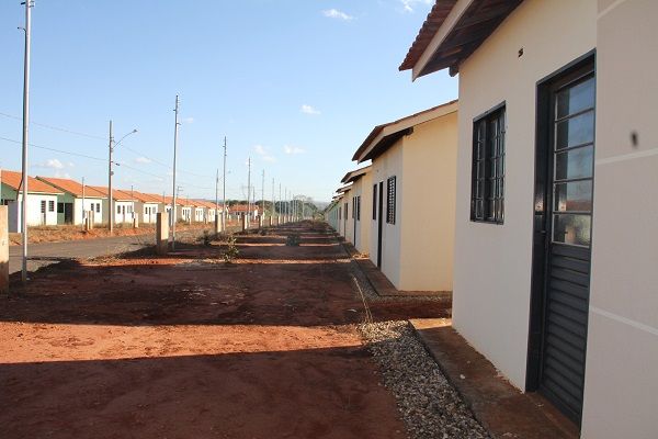 Habitação divulga lista das pessoas que devem se recadastrar para o Residencial André Maggi