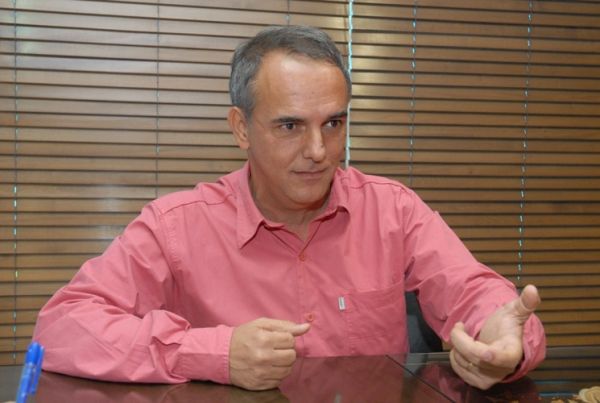 Prefeito e secretário Estadual Nico Bacarat discutem políticas públicas habitacionais