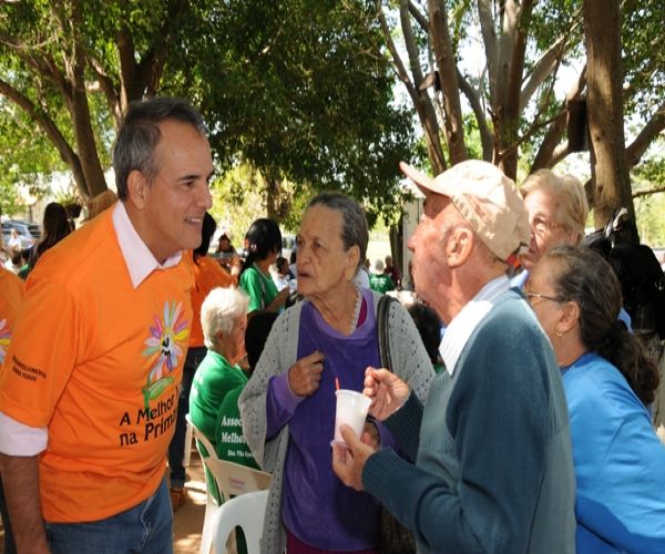 Cerca de mil pessoas da Melhor Idade participam de Dia de Lazer no Caiçara