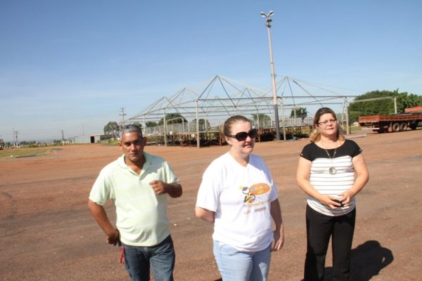 Estrutura do carnaval começou a ser montada