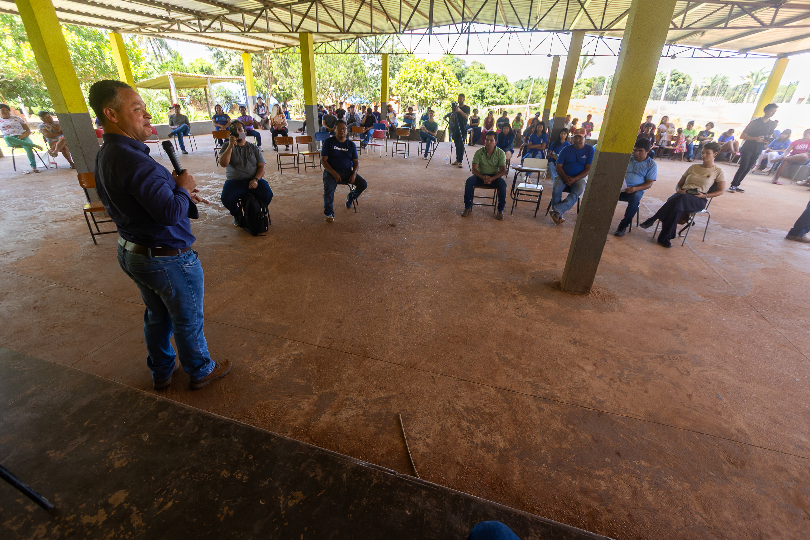 Prefeito visita Tadarimana