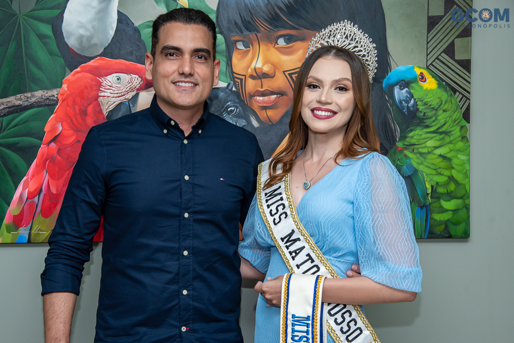 Prefeito recebe concorrentes aos títulos de Miss e Mister Rondonópolis 3