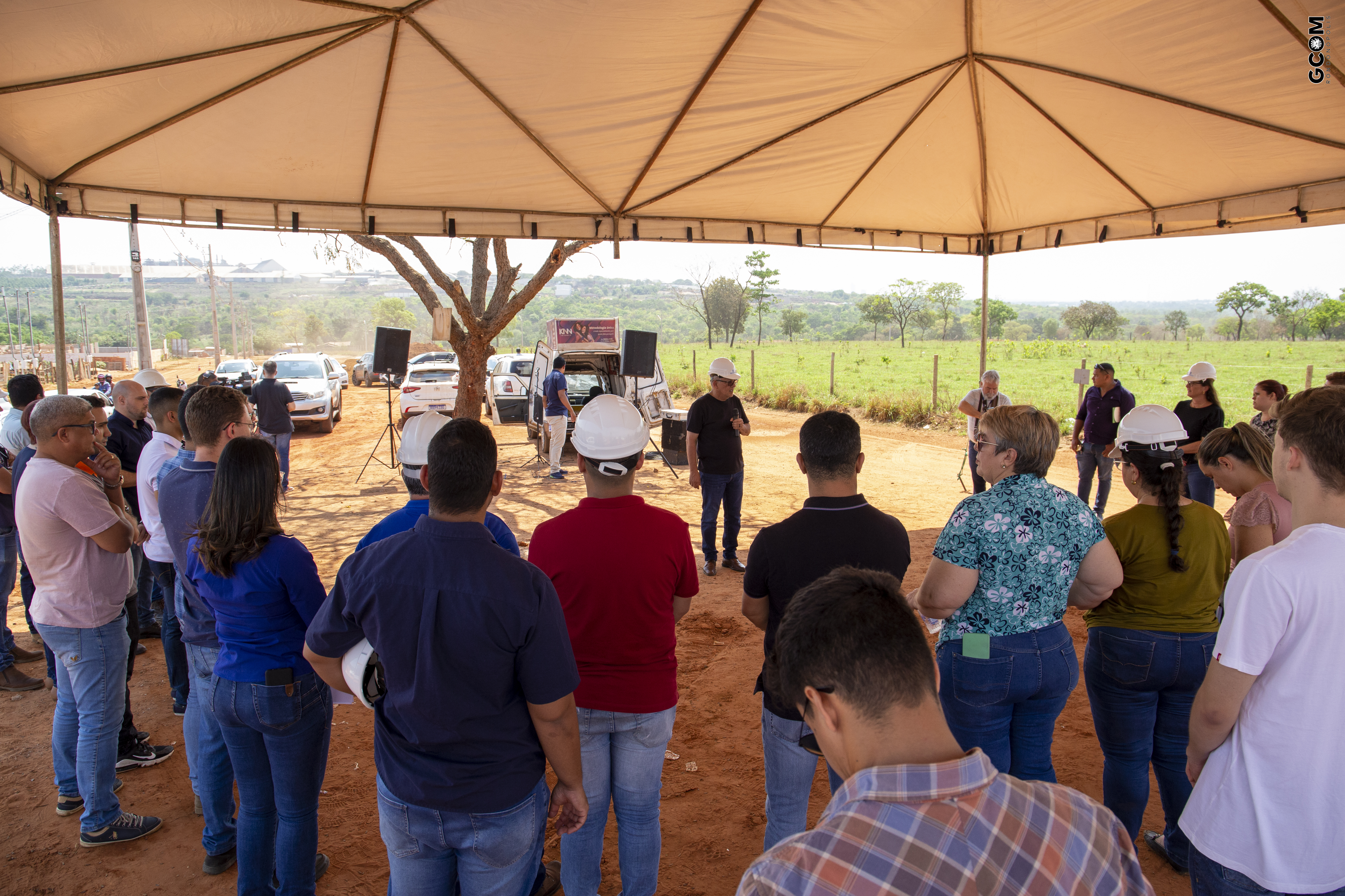 Prefeito visita residencial Maria Amélia e vistoria andamento das obras 2